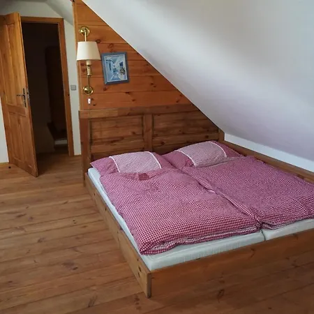 Apartamento 2 *